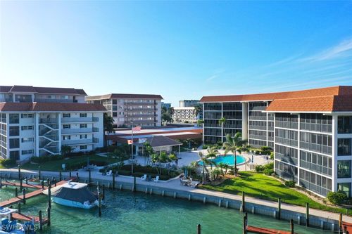 apt-114-222 Harbour Dr, NAPLES, FL, 34103-4071 | Card Image