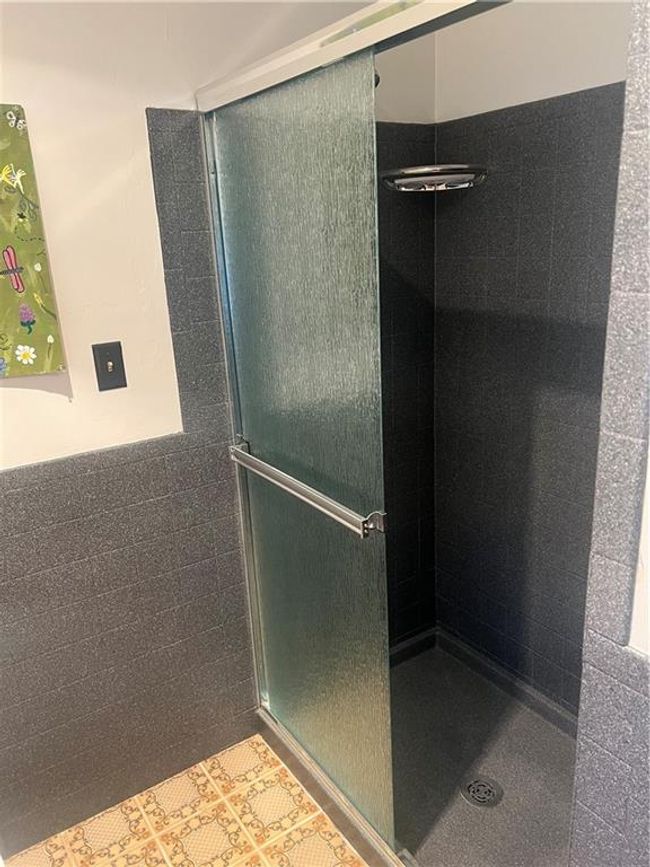 Master Bath | Image 32