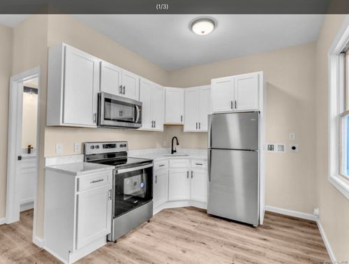 51 Russ Street, Hartford, CT, 06106 | Card Image