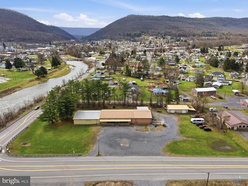 3250 Eagle Valley Rd, Mill Hall, PA, 17751-1600 | Card Image