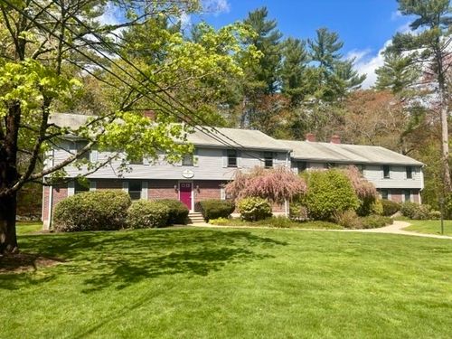 4-6 Meadowbrook Ln, South Easton, MA, 02375-1288 | Card Image