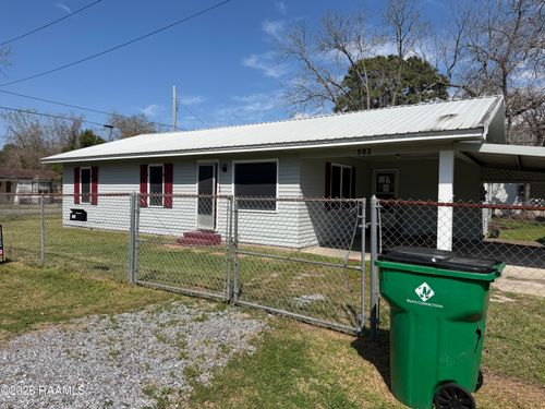 903 Chevis St, Abbeville, LA, 70510-4815 | Card Image