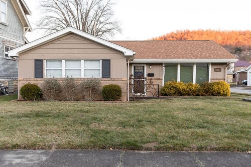 2200 Hazlett Ave, Wheeling, WV, 26003-7018 | Card Image