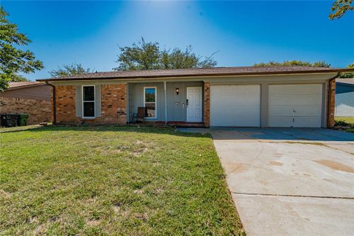 1006 Westminister Court, Arlington, TX, 76015 | Card Image