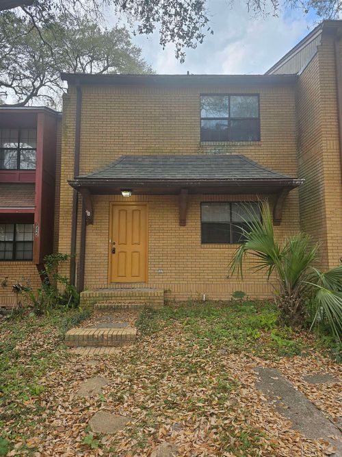 1824 Larette Dr, TALLAHASSEE, FL, 32301-6021 | Card Image