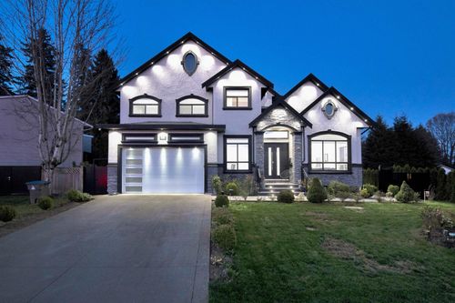 8670 Tunis Pl, Surrey, BC, V3S4Y6 | Card Image