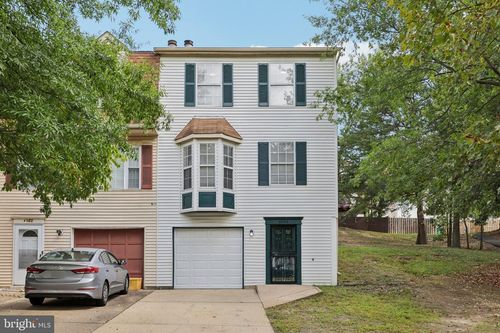 4084 Silver Park Ter, SUITLAND, MD, 20746-3042 | Card Image