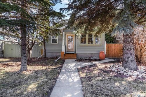310 8th St E, Saskatoon, SK, S7H0P5 | Card Image