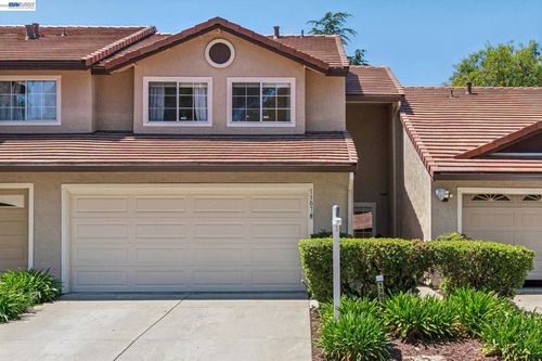 1307 Chateau Cmn, Livermore, CA, 94550-6819 | Card Image