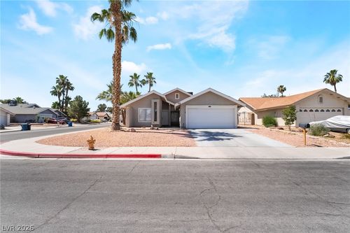 3111 Belvedere Dr, Henderson, NV, 89014-3623 | Card Image