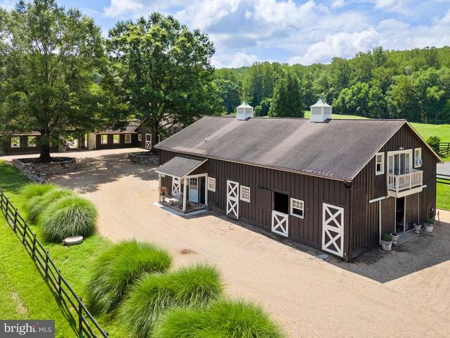 6289 Coon Tree Rd, House other with 2 bedrooms, 3 bathrooms and null parking in THE PLAINS VA | Image 33