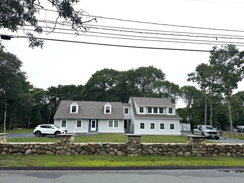 4 Edgerton Dr, North Falmouth, MA, 02556-2820 | Card Image