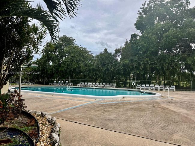 APT-506 - 4330 Hillcrest Dr, Condo with 1 bedrooms, 2 bathrooms and null parking in Hollywood FL | Image 28