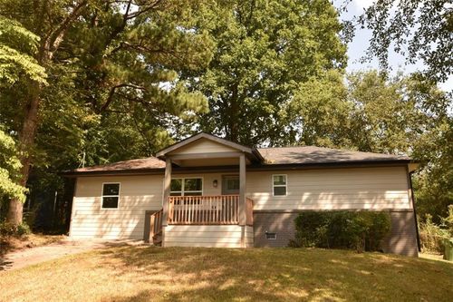 1639 Bridgeport Dr Nw, Atlanta, GA, 30318-3331 | Card Image