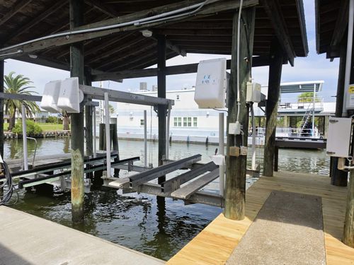 bs-72-411 Admiral Craik Dr, Grand Isle, LA, 70358-9651 | Card Image