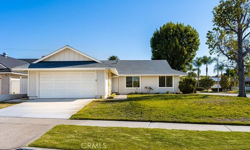 24041 Gemwood Dr, Lake Forest, CA, 92630-5115 | Card Image