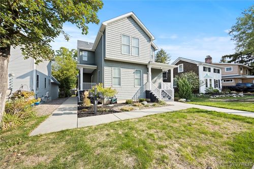 44 Eagle St, Amherst, NY, 14221-5551 | Card Image