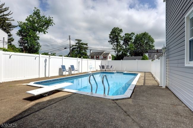 306 Boulevard, House other with 3 bedrooms, 2 bathrooms and null parking in Pompton Plains NJ | Image 32