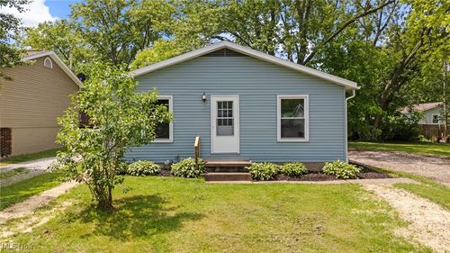 1134 Ridgefield Ave, Alliance, OH, 44601-1255 | Card Image