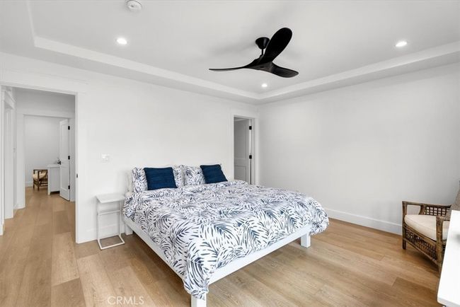 2406 Silverstrand Ave, Home with 3 bedrooms, 3 bathrooms and null parking in Hermosa Beach CA | Image 8