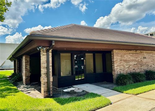 b-200 E Monument Ave, Kissimmee, FL, 34741-5737 | Card Image