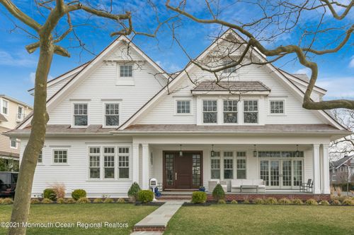 27 Tuttle Ave, Spring Lake, NJ, 07762-1533 | Card Image
