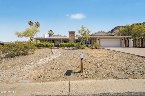 1742 E Mountain View Road, Phoenix, AZ, 85020 | Card Image