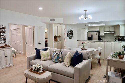 apt-101-4561 Warner Ave, Huntington Beach, CA, 92649-3826 | Card Image