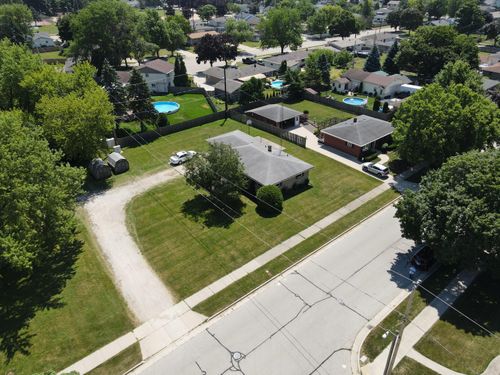 9625 Mount Pleasant Ave, STURTEVANT, WI, 53177-2620 | Card Image
