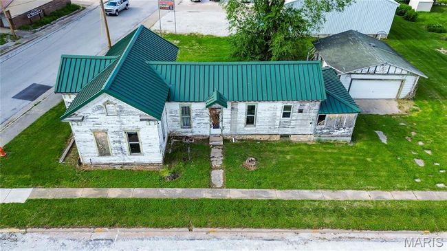 212 Franklin St, House other with 2 bedrooms, 0 bathrooms and 2 parking in Hardin IL | Image 5