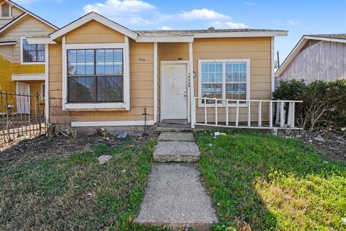 10328 Chelmsford Dr, Dallas, TX, 75217-3126 | Card Image