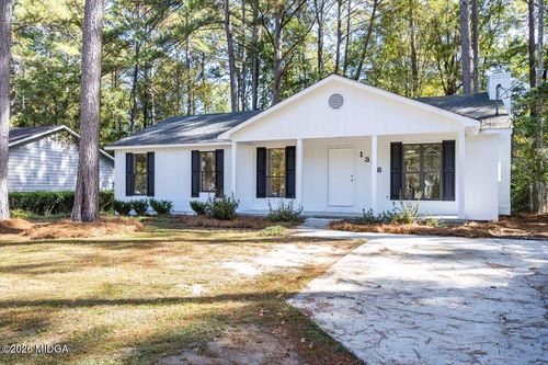 1376 Greentree Pkwy, Macon, GA, 31220-2742 | Card Image