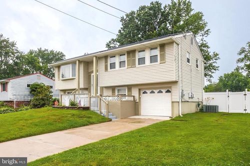 610 Ogden Dr, WESTAMPTON, NJ, 08060-2425 | Card Image