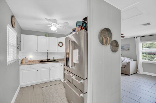 2554 3 Rd St Sw, House other with 3 bedrooms, 1 bathrooms and null parking in Vero Beach FL | Image 11