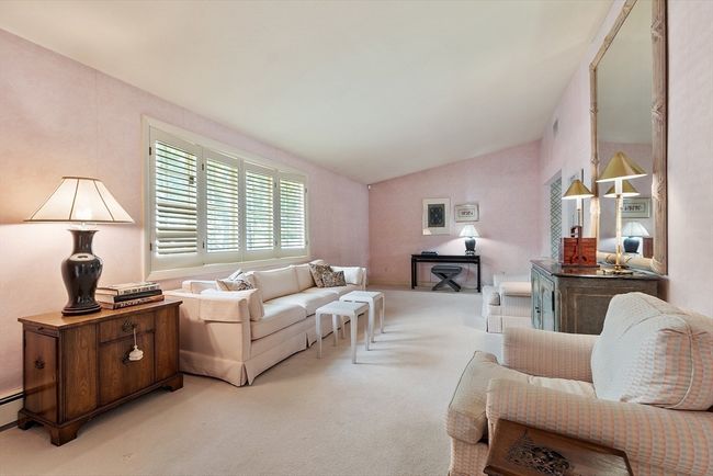 5 Summit View Dr, House other with 3 bedrooms, 3 bathrooms and 4 parking in Swampscott MA | Image 4