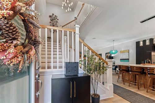 255 Valencia Cir, ST PETERSBURG, FL, 33716-1255 | Card Image