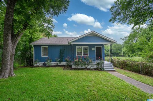 2033 E Lake Blvd, TARRANT, AL, 35217-3345 | Card Image