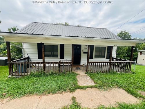 314 7th St, Ripley, WV, 25271-1335 | Card Image