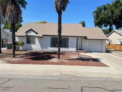 2616 W Iris Ave, Visalia, CA, 93277-4256 | Card Image