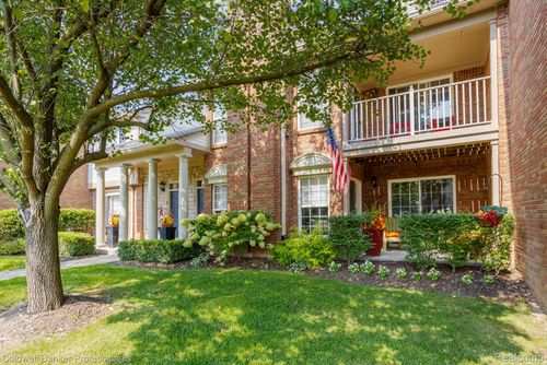 310-3607 Tremonte Circle N, Oakland Charter Township, MI, 48306 | Card Image