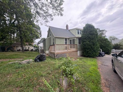 1-65 Short Beach Rd, East Haven, CT, 06512-3526 | Card Image
