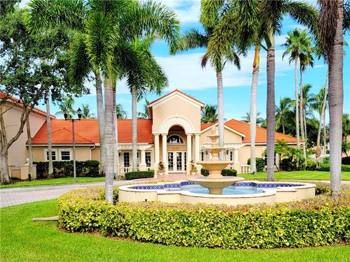 303-1590 S 42nd Cir, VERO BEACH, FL, 32967-8131 | Card Image