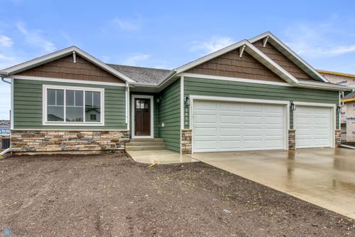 1474 66th Ave S, Fargo, ND, 58104-7950 | Card Image