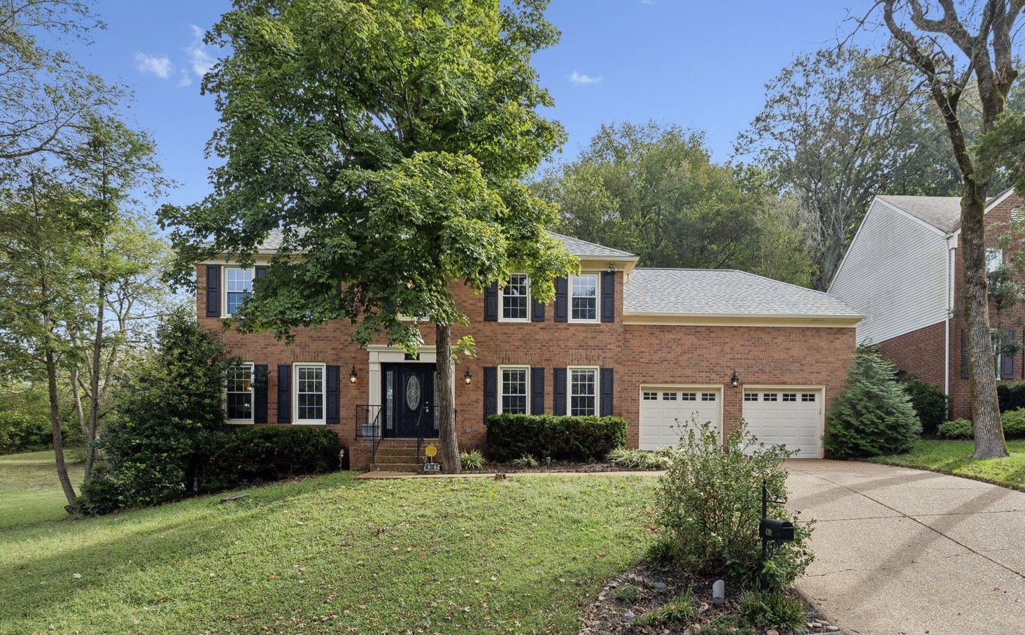 Oakcrest Ln, Hermitage, TN 37076