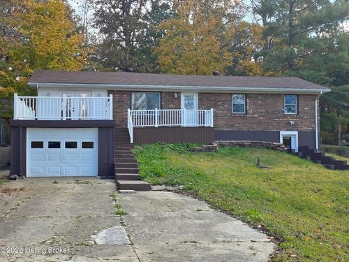 454 Pinewood Dr, Radcliff, KY, 40160-8741 | Card Image