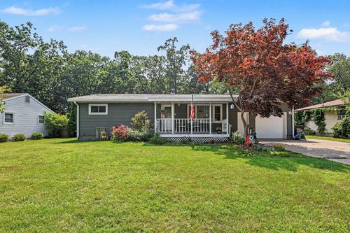 2351 Southwood Ave, Norton Shores, MI, 49441-3329 | Card Image