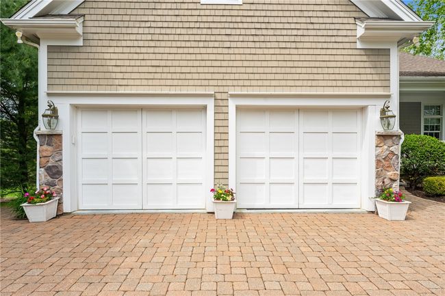 11 Newbury Dr, Condo with 2 bedrooms, 4 bathrooms and 6 parking in Westerly RI | Image 10