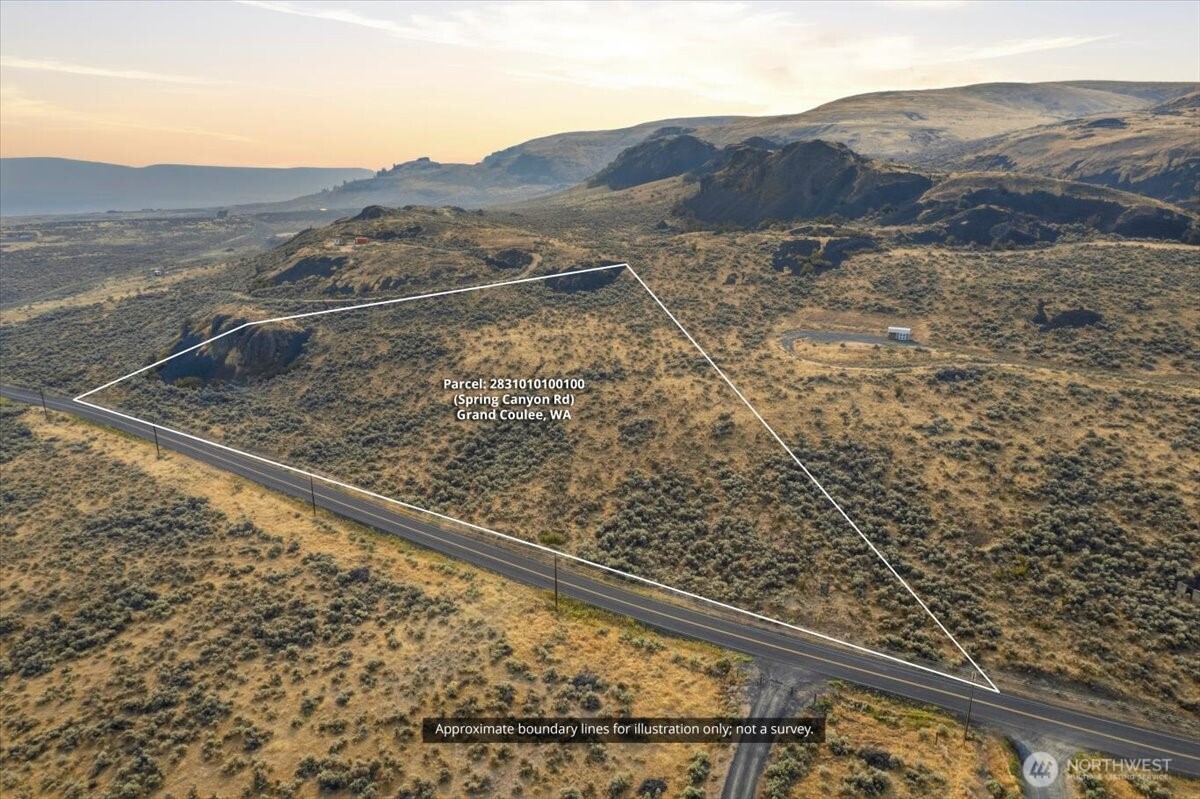 Land in Grand Coulee 4