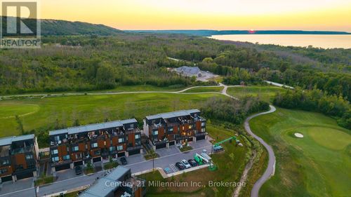 22-117 Sladden Court, Blue Mountains, ON, N0H2P0 | Card Image