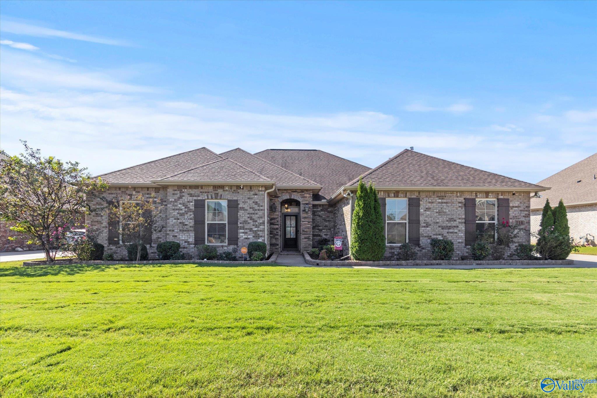 Mary Caudle Way, Madison, AL 35756